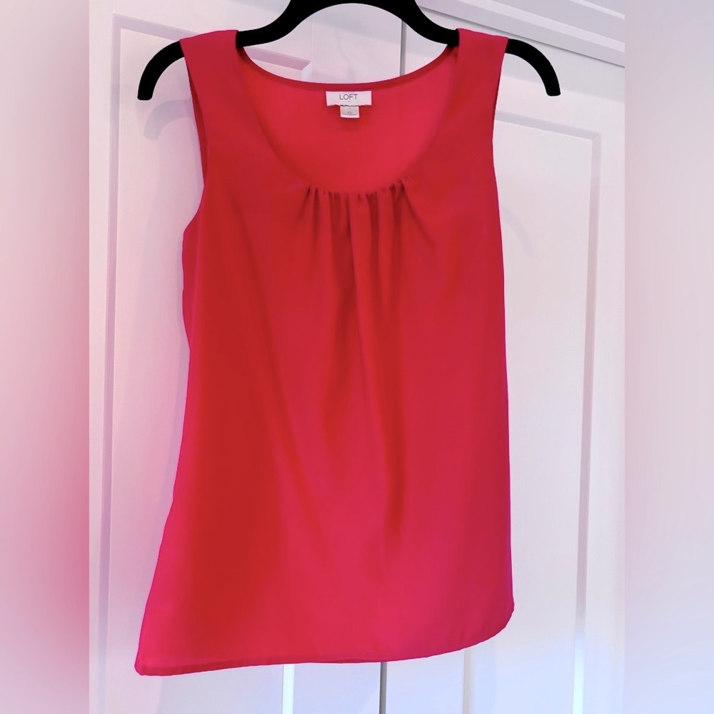 LOFT Salmon Pink Sleeveless Pleated Neck Shell